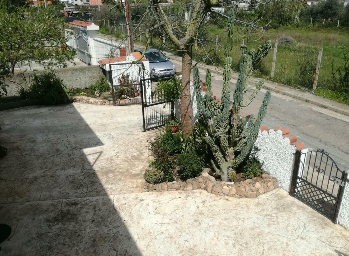 Il Giardino Apartment Lotzorai Ngoại thất bức ảnh