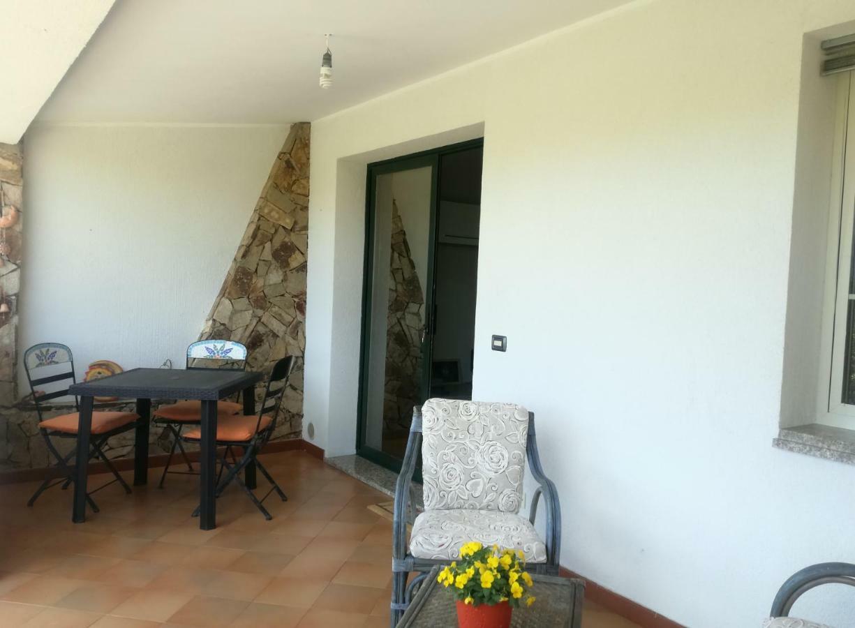 Il Giardino Apartment Lotzorai Ngoại thất bức ảnh