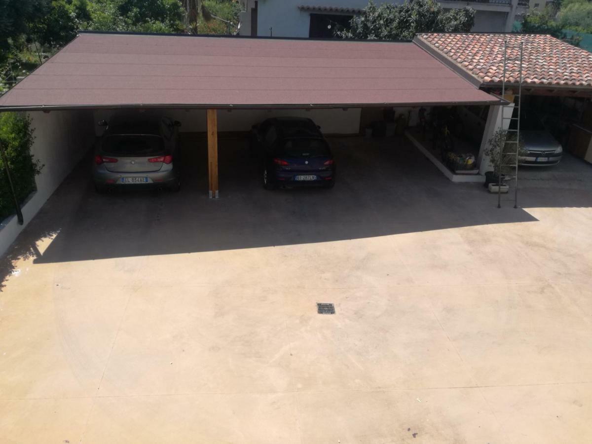 Il Giardino Apartment Lotzorai Ngoại thất bức ảnh